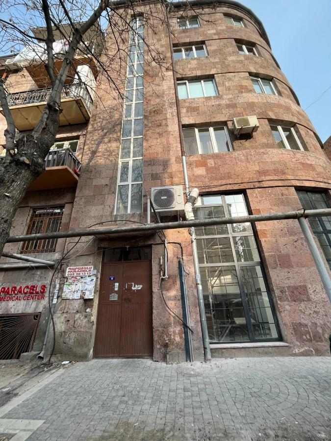 Amigo Guest House Ереван Екстериор снимка